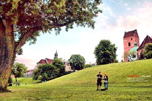 未成年人能跟旅游團(tuán)旅游嗎？