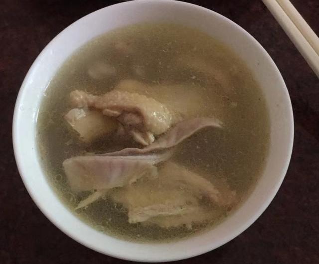 在這樣北風(fēng)呼嘯的日子里，想吃點(diǎn)暖心又暖胃的美食，大家有什么推薦嗎？